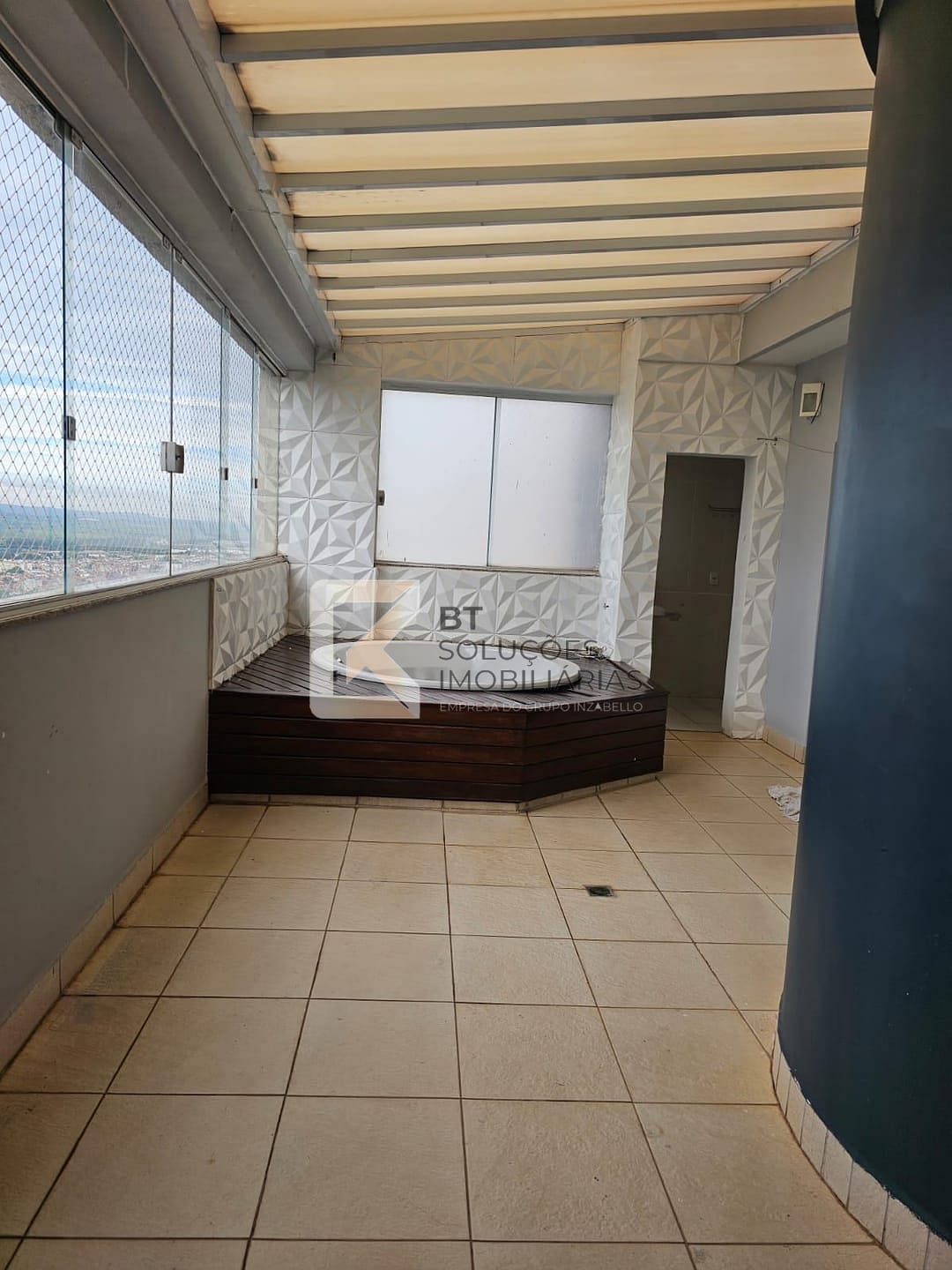Apartamento, 3 quartos, 260 m² - Foto 1