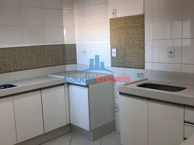 Apartamento 2 quartos e 2 banheiros, à venda, no bairro Nossa Senhora das Graças em Volta Redonda