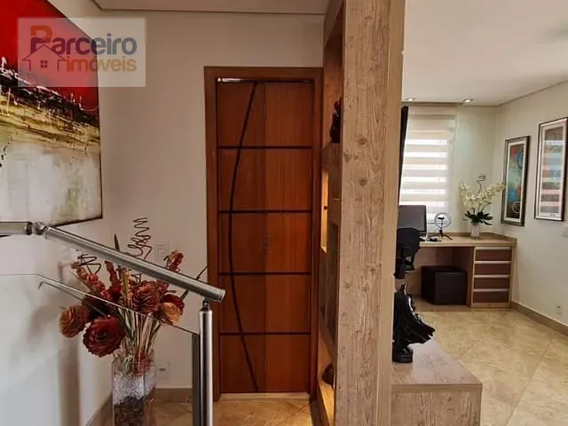 Cobertura / Penthouse 3 quartos e 2 banheiros, à venda, no bairro Sítio da Figueira em São Paulo