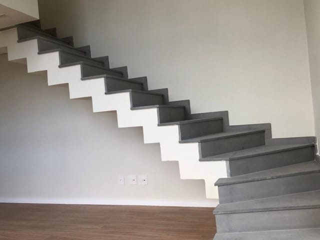 Apartamento Duplex com 65m² 1 quarto e 1 banheiro, à venda, no bairro São Gonçalo em Pelotas