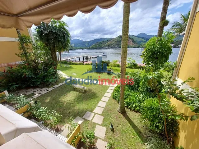 Apartamento 1 quarto e 2 banheiros, à venda, no bairro Gambôa do Belém (Cunhambebe) em Angra dos Reis