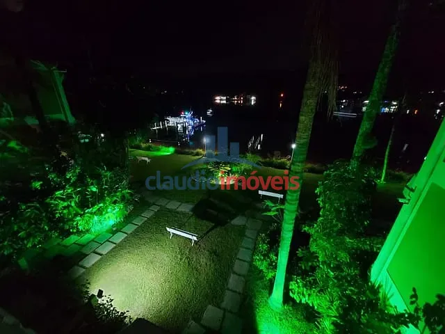 Apartamento 1 quarto e 2 banheiros, à venda, no bairro Gambôa do Belém (Cunhambebe) em Angra dos Reis