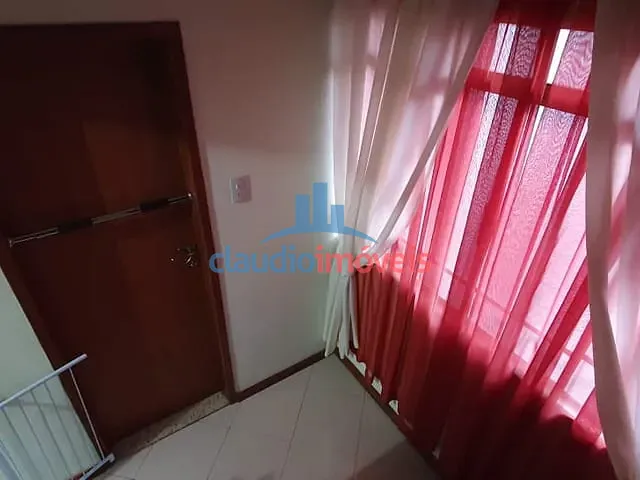 Apartamento 3 quartos e 1 banheiro, à venda, no bairro Roberto Silveira em Barra Mansa
