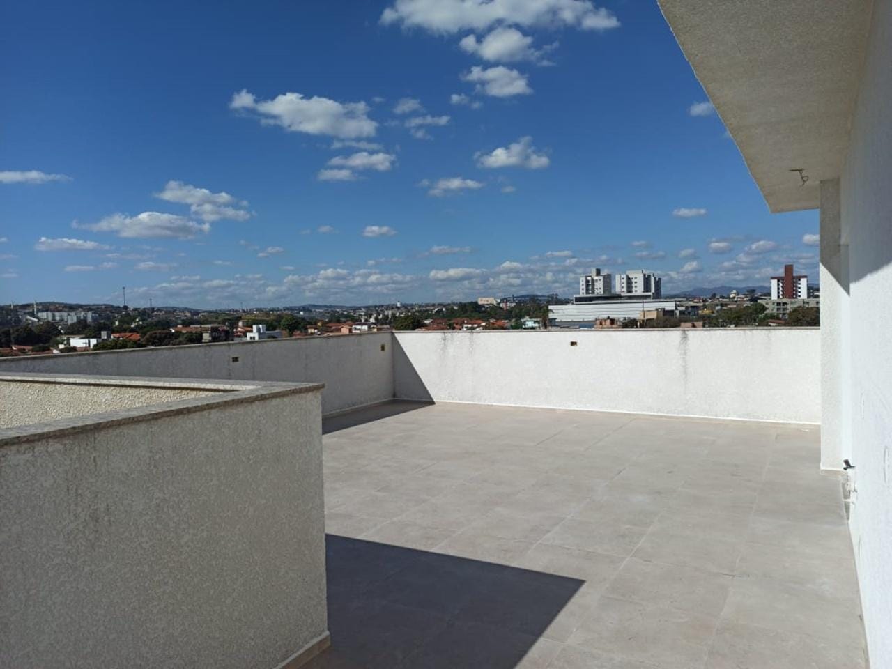 Apartamento cobertura com 3 quartos, 1 suíte, 3 banhos, 3 vagas, alto padrão de acabamento, à venda, Filadélfia, Betim, MG - No melhor ponto de Betim. miniatura 16