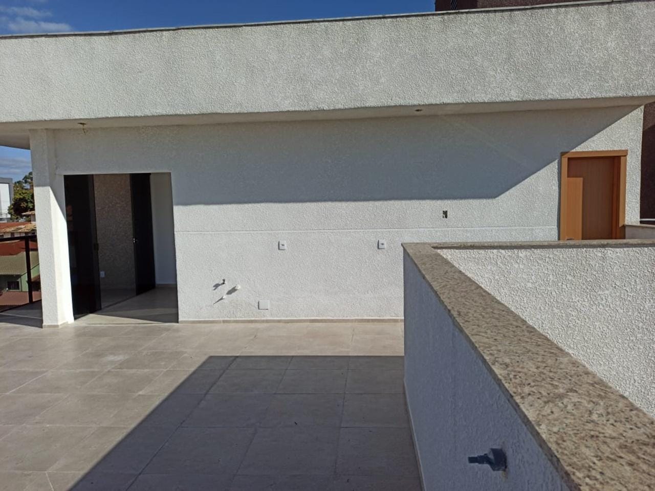 Apartamento cobertura com 3 quartos, 1 suíte, 3 banhos, 3 vagas, alto padrão de acabamento, à venda, Filadélfia, Betim, MG - No melhor ponto de Betim. miniatura 2