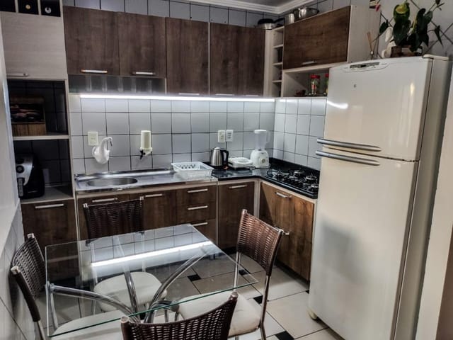 Foto do Apartamento Duplex - Centro - Pelotas/RS: Apartamento Duplex, 3 dormitórios, 2 salas, 2 banheiros, sacada, piso laminado, área útil 81m², por R$277.000. | UP Imóveis