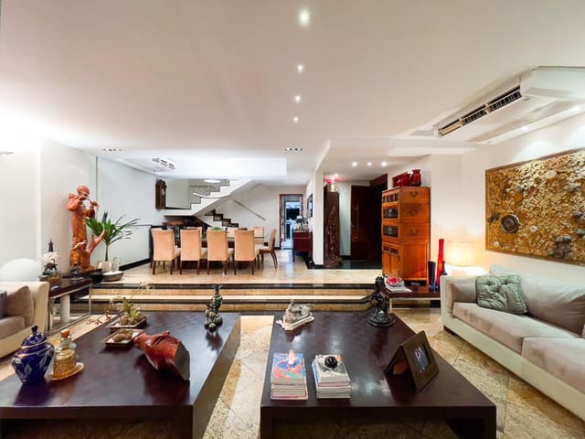 Foto do Apartamento - Apartamento Duplex à venda com 4 suítes no Edifício Residencial Solar Guarani no Setor Bueno em Goiânia GO. | Home Gyn Imóveis Ltda