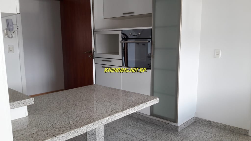 Apartamento para alugar com 4 quartos, 343m² - Foto 12