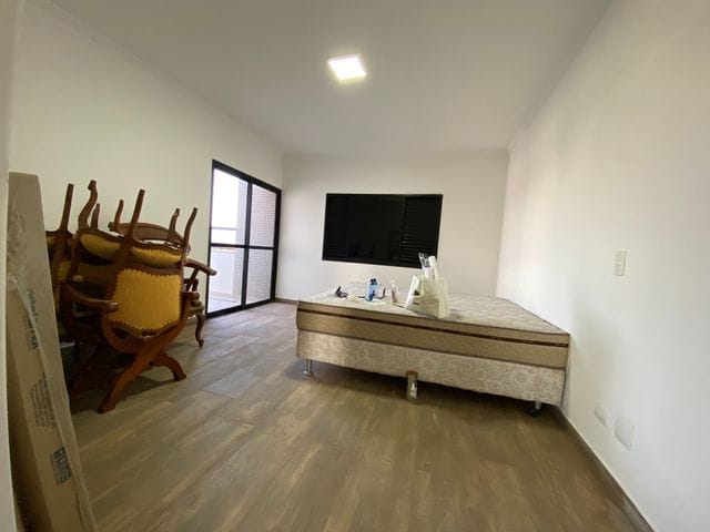 Apartamento com 280m² 4 quartos e 4 banheiros, à venda, no bairro Zona 03 em Maringá