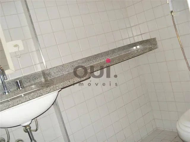 Apartamento 1 quarto e 2 banheiros, à venda, no bairro Vila Nova Conceição em São Paulo