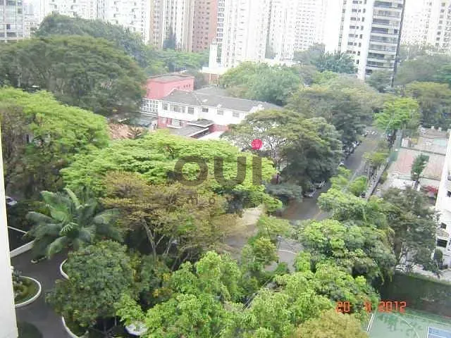 Apartamento 3 quartos e 4 banheiros, à venda, no bairro Vila Nova Conceição em São Paulo
