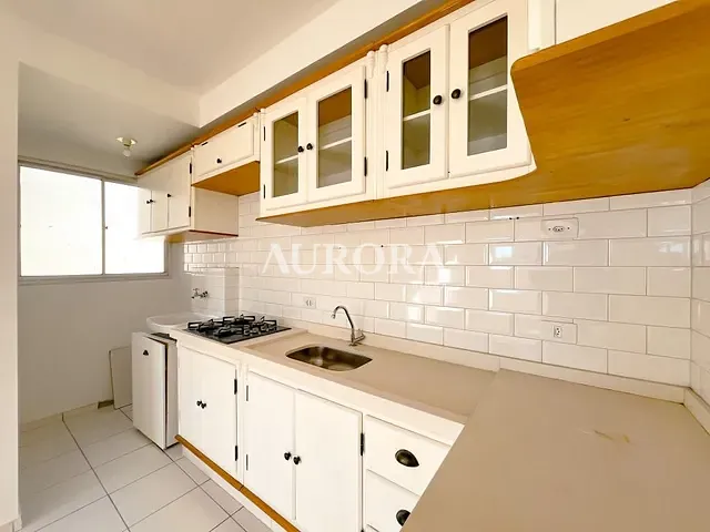 Apartamento com 77m² 2 quartos e 1 banheiro, à venda, no bairro Conjunto Residencial Marajoara em Londrina