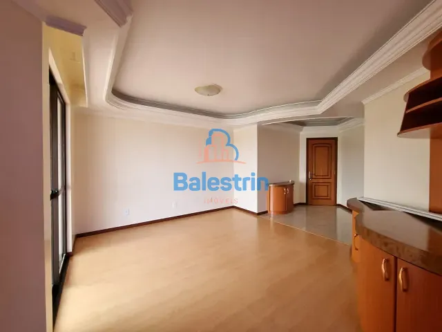 Apartamento 3 quartos e 2 banheiros, à venda, no bairro Centro em Fraiburgo