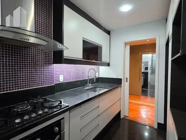 Apartamento com 79m² 2 quartos e 2 banheiros, à venda, no bairro Copacabana em Rio de Janeiro