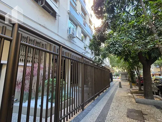 Apartamento com 79m² 2 quartos e 2 banheiros, à venda, no bairro Copacabana em Rio de Janeiro
