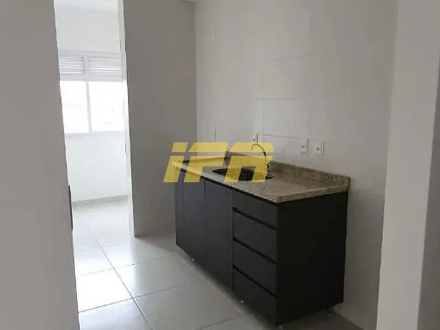 Apartamento 2 quartos e 2 banheiros, à venda ou para alugar, no bairro Vila São José em Taubaté