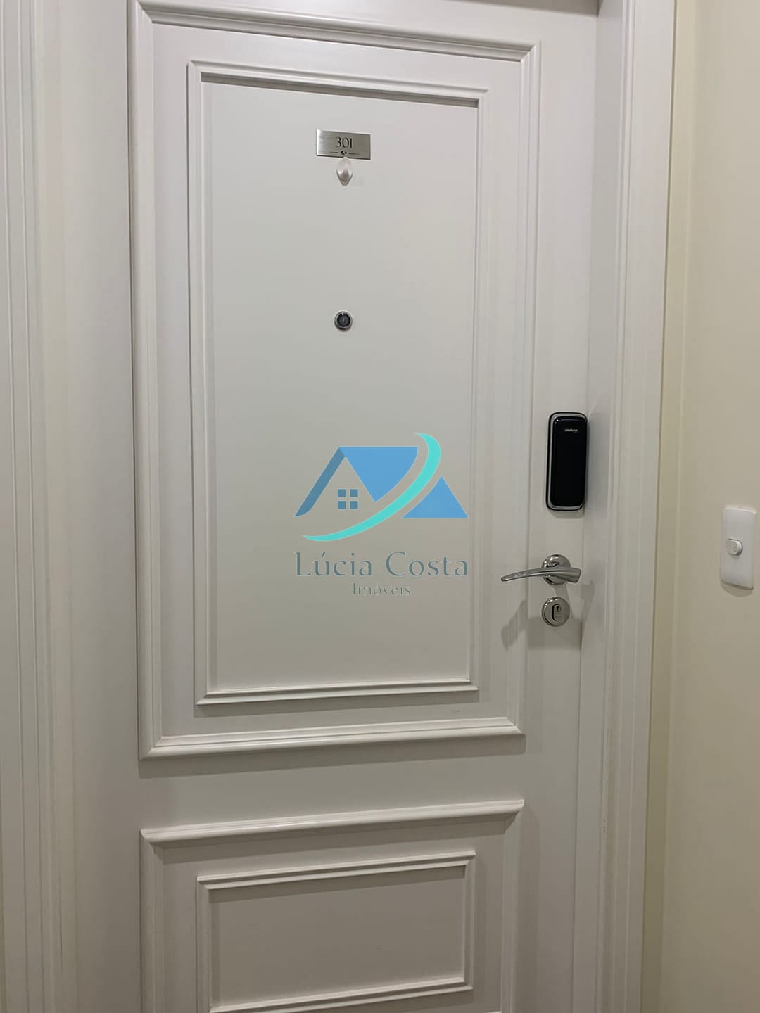 Apartamento à venda com 3 quartos, 187m² - Foto 6