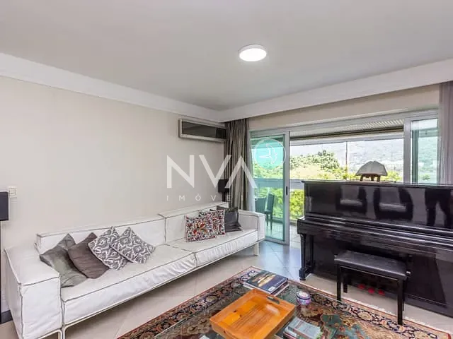 Apartamento com 177m² 3 quartos e 2 banheiros, à venda, no bairro Lagoa em Rio de Janeiro