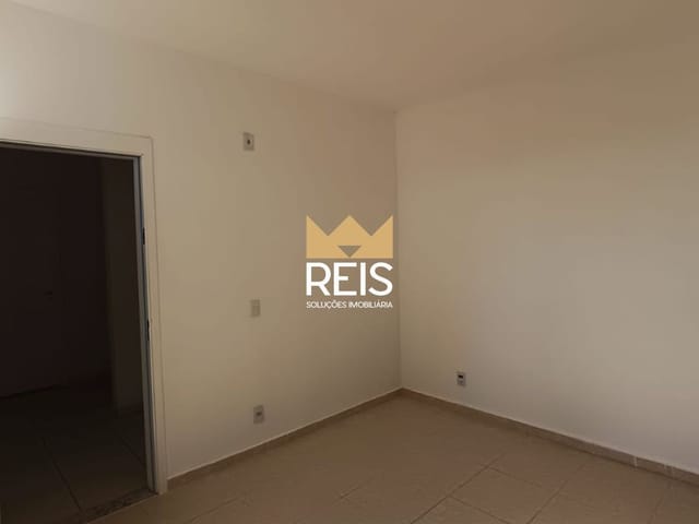 Apartamento 2 quartos e 1 banheiro, à venda, no bairro Cosmos em Rio de Janeiro