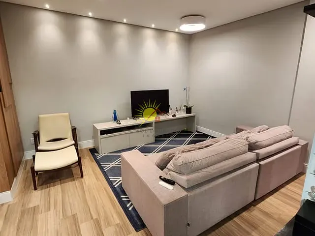 Apartamento 2 quartos e 2 banheiros, à venda, no bairro Moema em São Paulo