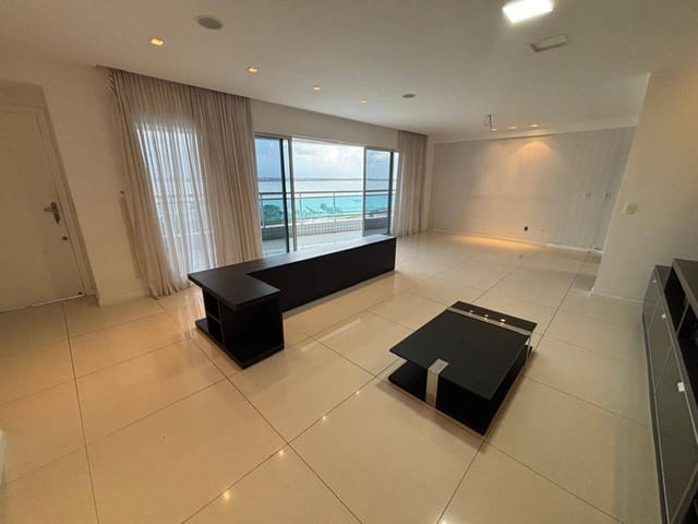 Apartamento com 237m² 4 quartos e 4 banheiros, à venda, no bairro Ponta D'Areia em São Luís