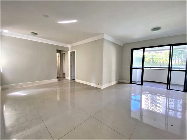 Apartamento com 213m² 3 quartos e 2 banheiros, à venda, no bairro Morumbi em São Paulo
