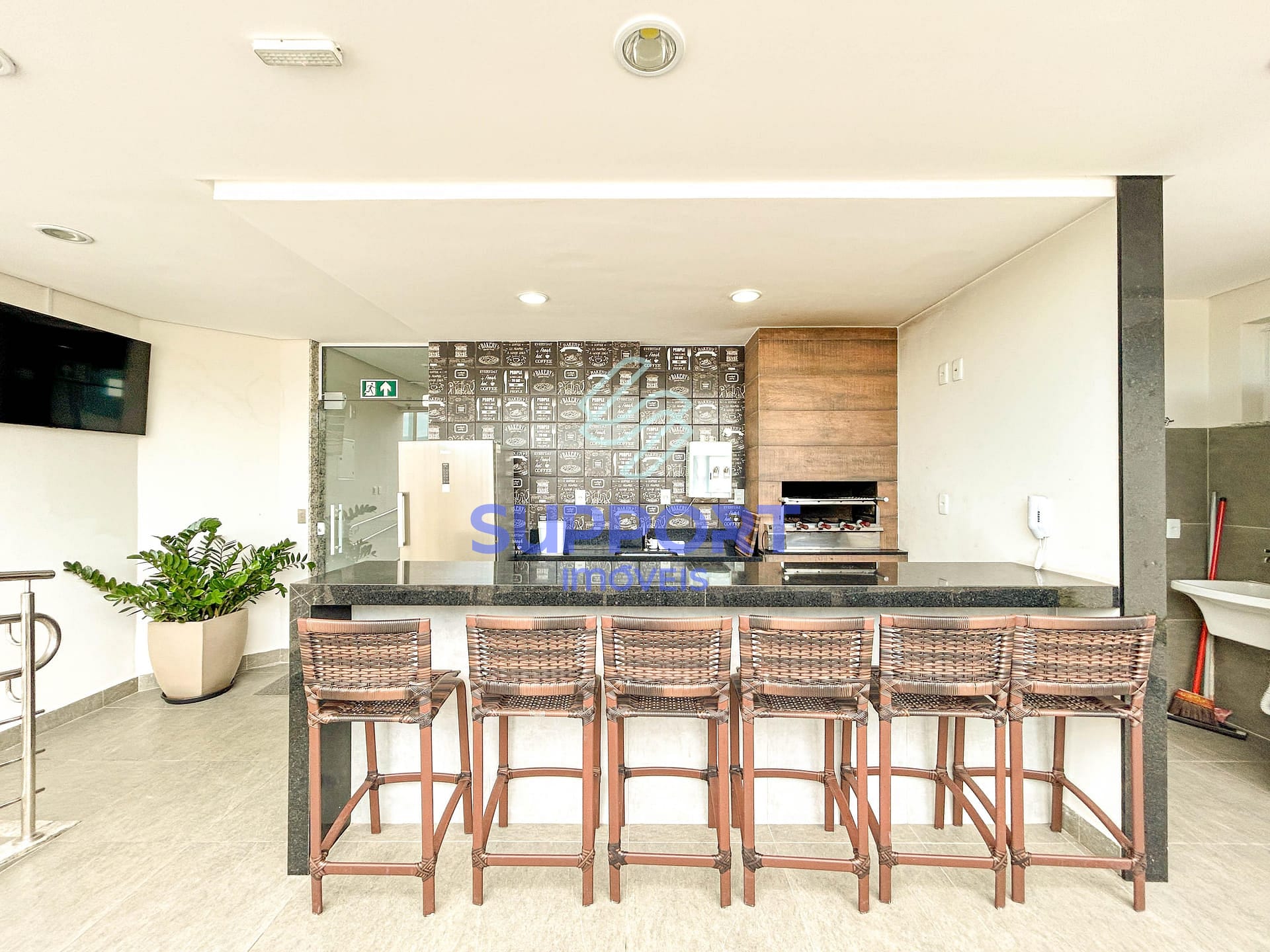 Apartamento à venda com 3 quartos, 94m² - Foto 29