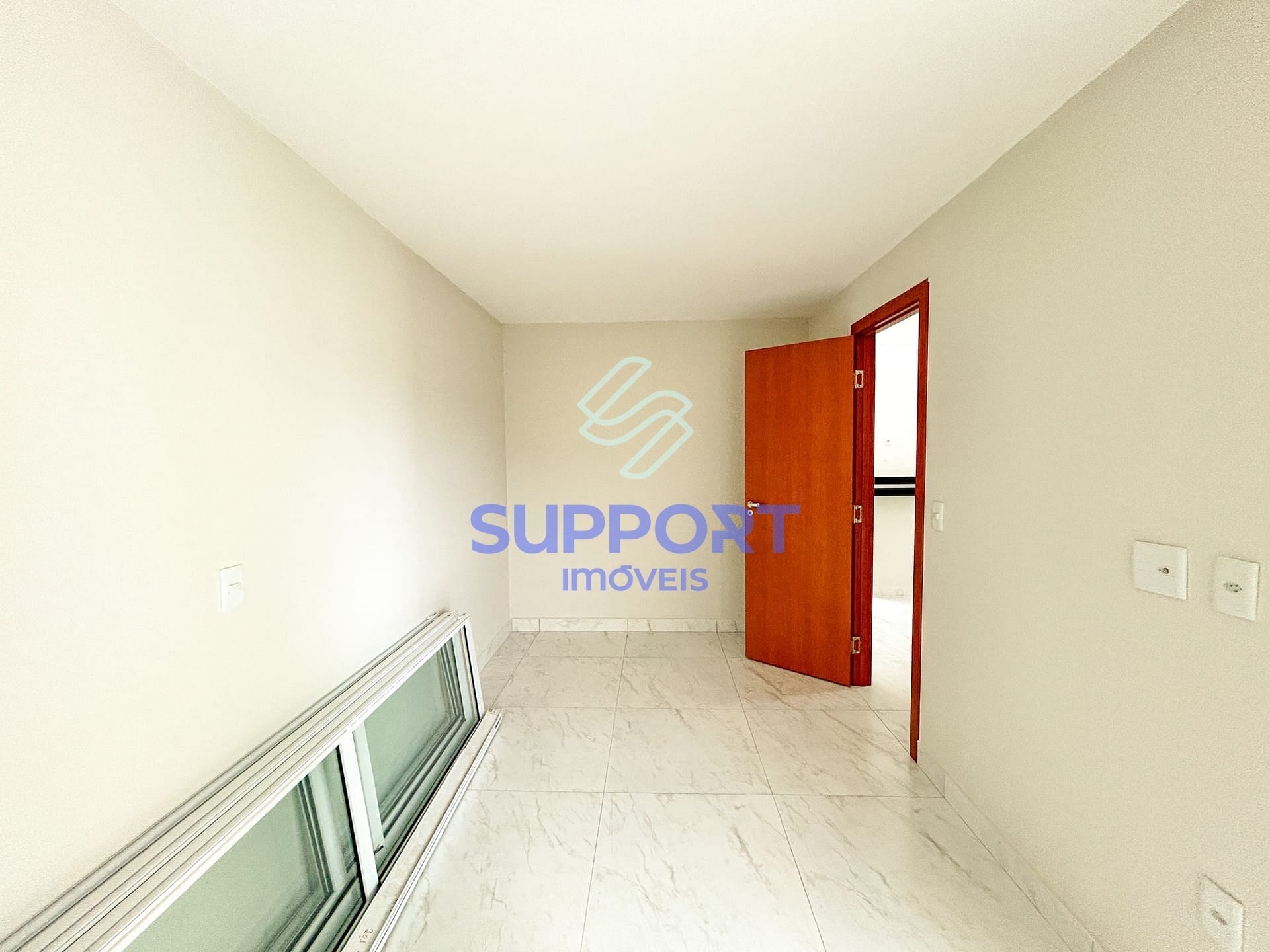 Apartamento à venda com 3 quartos, 94m² - Foto 11