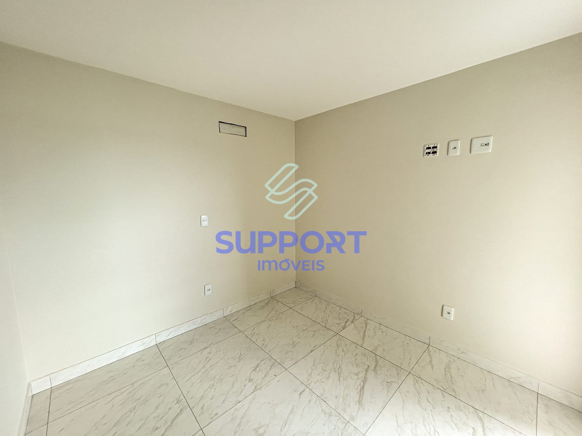 Apartamento à venda com 3 quartos, 94m² - Foto 15