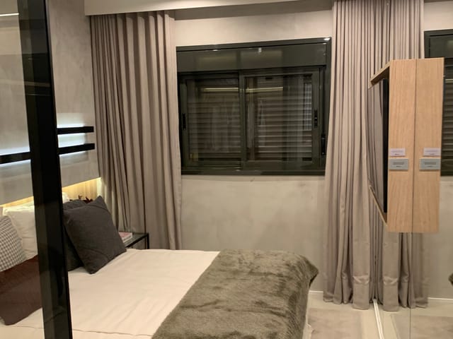 Apartamento 1 quarto e 1 banheiro, à venda, no bairro Parque Imperial em São Paulo