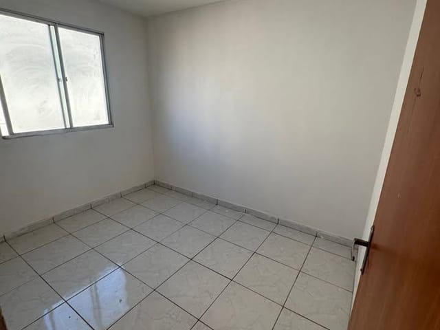 Apartamento 2 quartos e 1 banheiro, à venda, no bairro Jardim do Cerrado em Goiânia