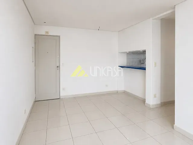 Apartamento 1 quarto e 1 banheiro, para alugar, no bairro Consolação em São Paulo