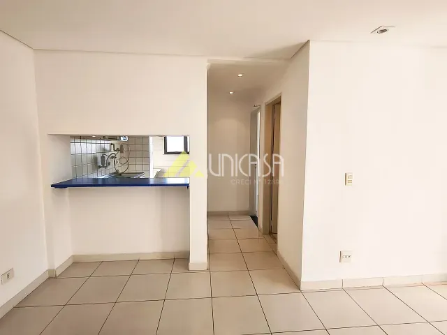 Apartamento 1 quarto e 1 banheiro, para alugar, no bairro Consolação em São Paulo