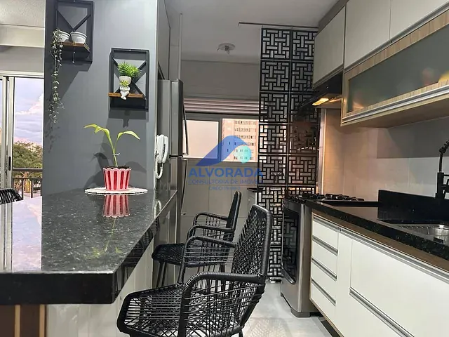 Apartamento 2 quartos e 2 banheiros, à venda, no bairro Conjunto Residencial Trinta e Um de Março em São José dos Campos