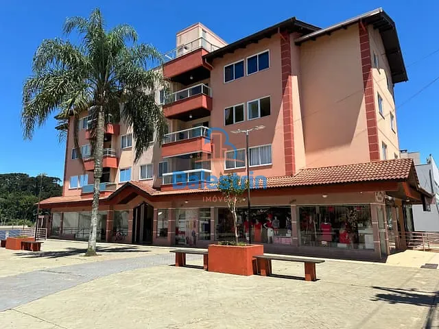 Apartamento com 104m² 3 quartos e 1 banheiro, à venda, no bairro Centro em Fraiburgo