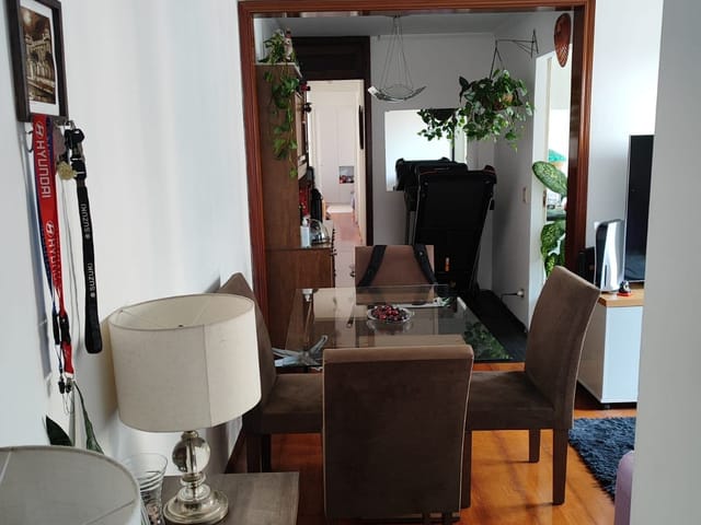 Apartamento com 80m² 3 quartos e 1 banheiro, à venda, no bairro Sítio Pinheirinho em São Paulo