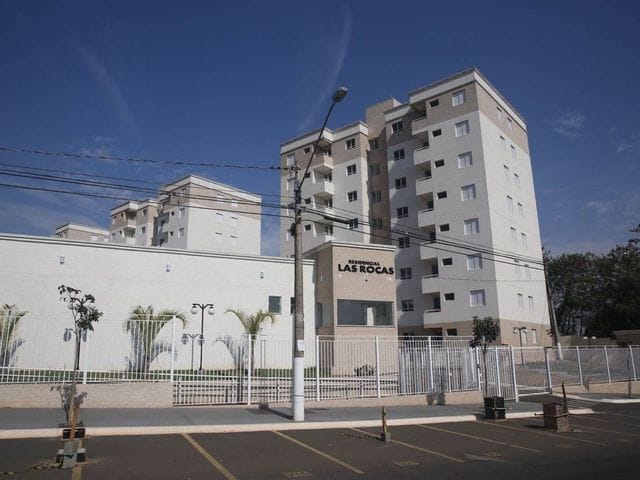 Foto do Apartamento - Apartamento dois quartos com varanda a VENDA na Av. Rio das Pedras, localização top! Conforto e segurança é aqui mesmo. | PiraHost Soluções de Negócios Ltda