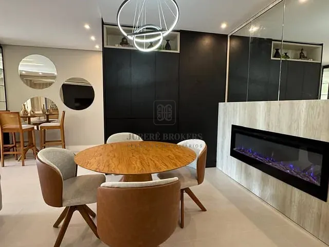 Apartamento com 197m² 3 quartos e 4 banheiros, à venda, no bairro Jurerê em Florianópolis
