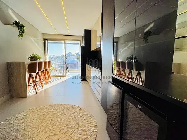 Apartamento com 197m² 3 quartos e 4 banheiros, à venda, no bairro Jurerê em Florianópolis
