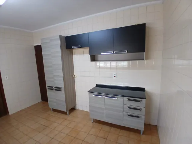 Apartamento com 181m² 3 quartos e 2 banheiros, à venda, no bairro Centro em Limeira