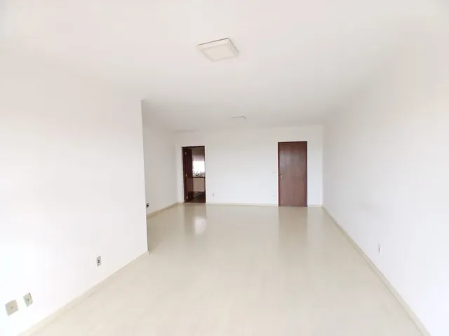 Apartamento com 181m² 3 quartos e 2 banheiros, à venda, no bairro Centro em Limeira
