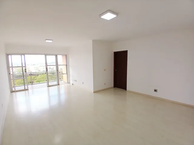 Apartamento com 181m² 3 quartos e 2 banheiros, à venda, no bairro Centro em Limeira