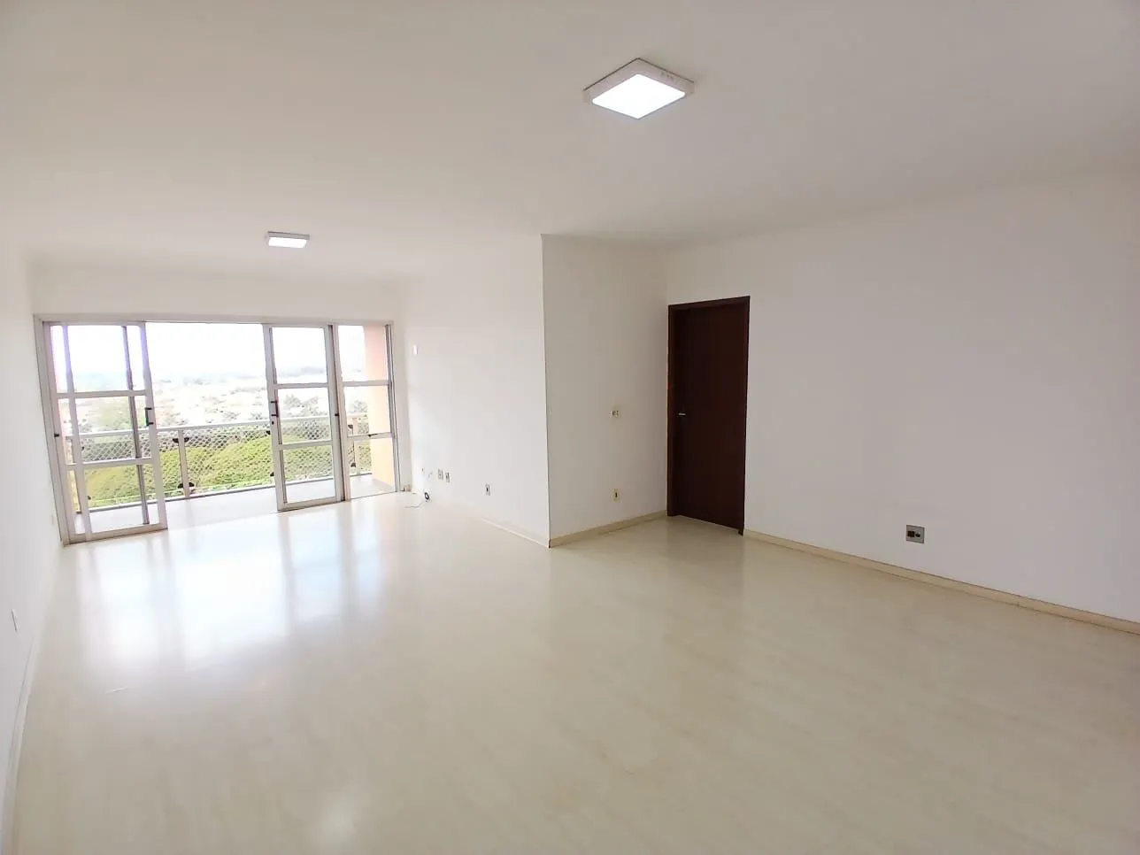Apartamento, 3 quartos, 131 m² - Foto 1