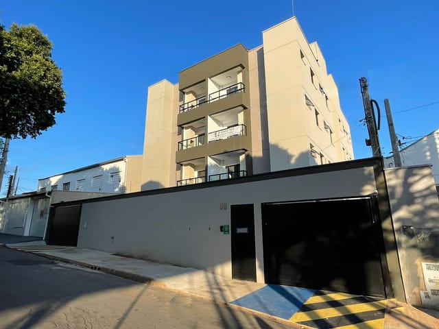 Apartamento 2 quartos e 1 banheiro, à venda, no bairro São Manoel em Americana