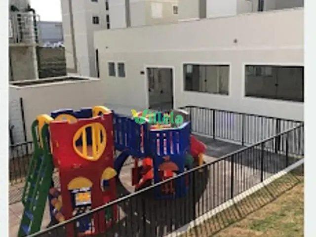 Apartamento à venda, no bairro Chácara Holiday em Itaquaquecetuba
