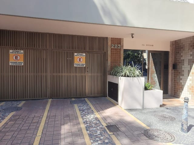 VENDO - 2 QUARTOS - LARANJEIRAS