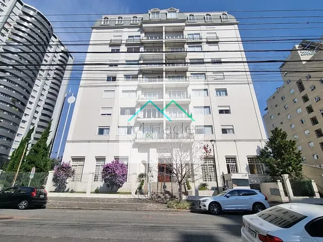 Apartamento com 349m² 4 quartos e 5 banheiros, à venda, no bairro Batel em Curitiba