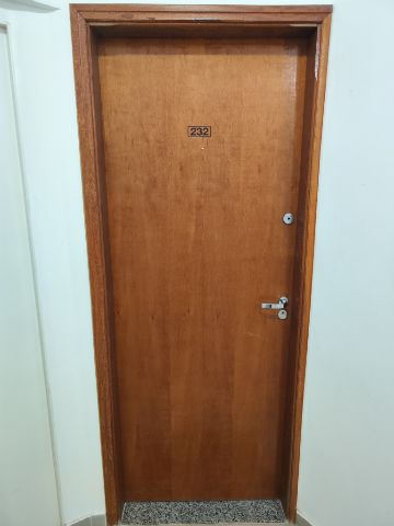 Apartamento 2 quartos e 1 banheiro, à venda ou para alugar, no bairro Vila Santana em Fernandópolis