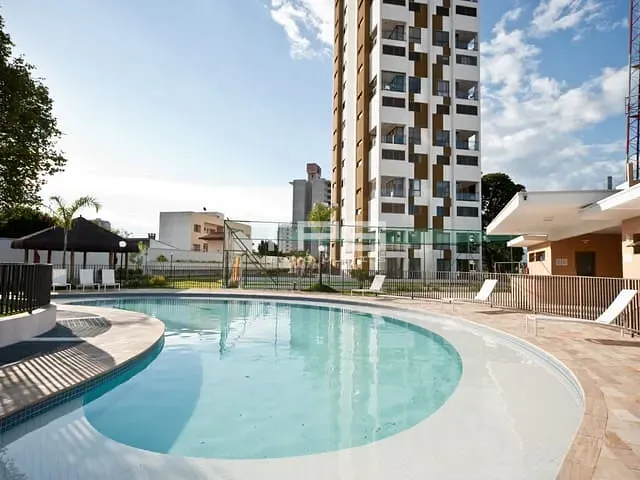 Apartamento com 324m² 3 quartos e 2 banheiros, à venda ou para alugar, no bairro Centro em Taubaté