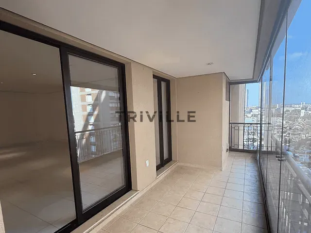Apartamento 3 quartos e 5 banheiros, para alugar, no bairro Alphaville Industrial em Barueri